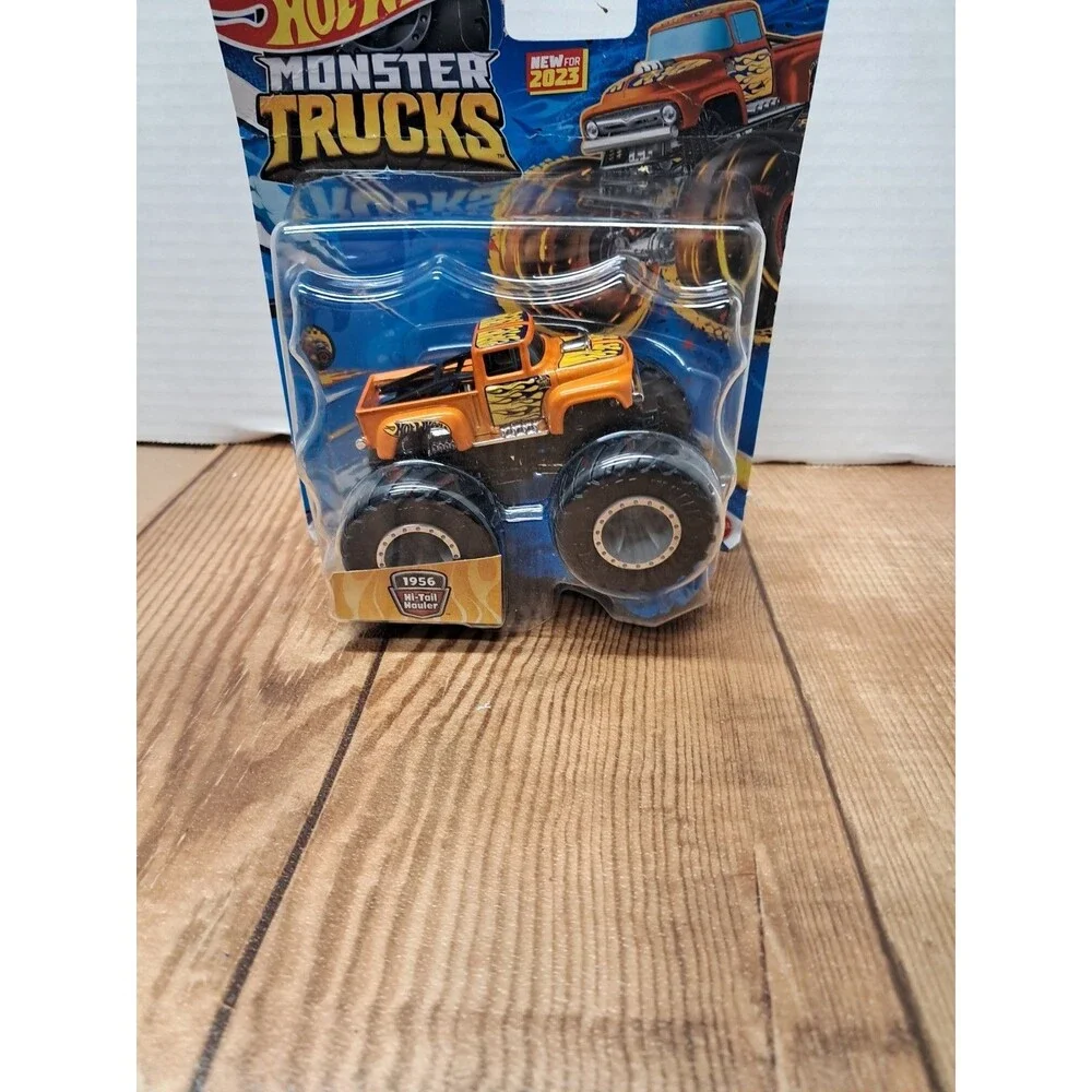 NEW 2023 HOT WHEELS *1956 HI-TAIL HAULER™* MONSTER TRUCKS™ W/CONNECT & CRASH CAR